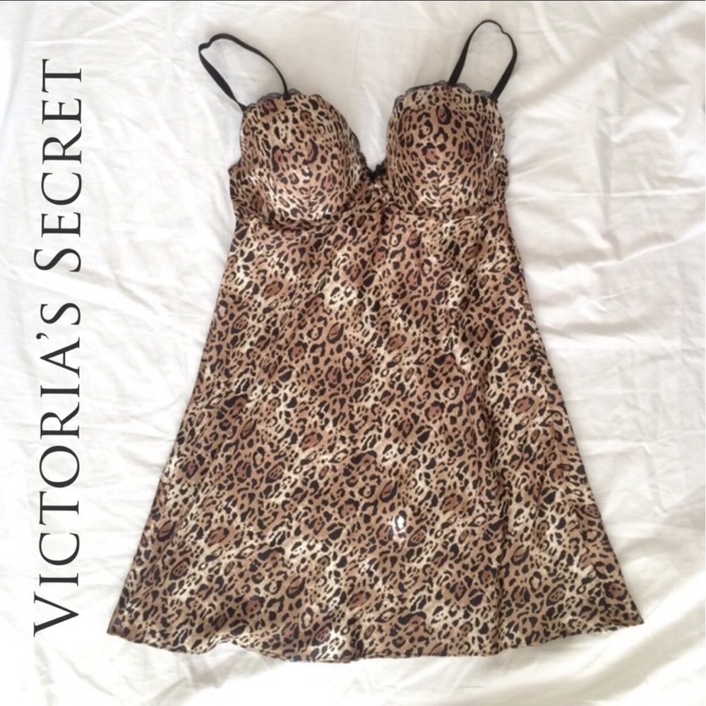 Victoria's Secret Intimates & Sleepwear Size 36D